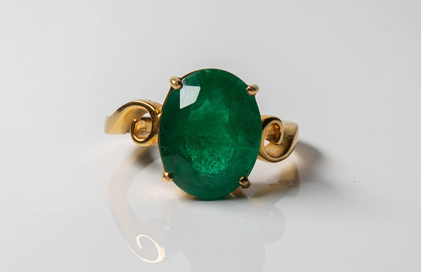 Where to purchase the best quality emerald stone in dubai