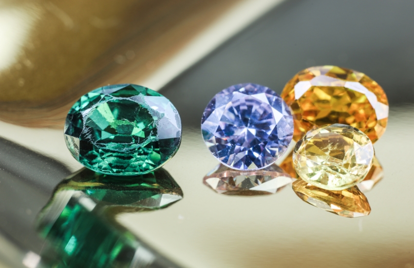 Why Clio Jewellery is Your One-Stop Destination for Buying Gemstones in Dubai