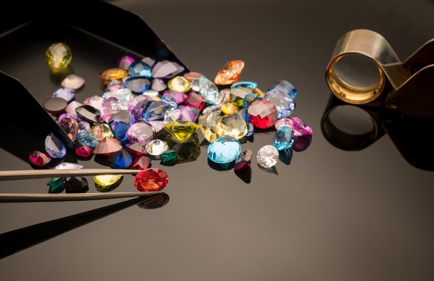 Gemstone Price in Dubai by Clio Jewellery