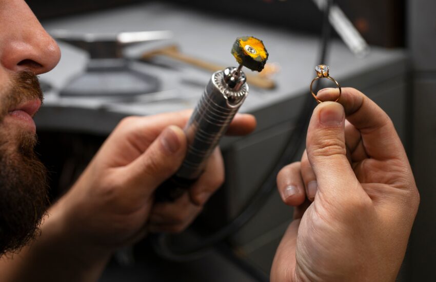 Need a Trusted Jewelry Repair Service in Dubai? Visit Clio Jewellery